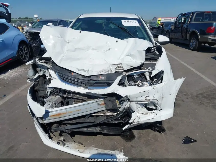 2017 CHEVROLET SONIC LT AUTO