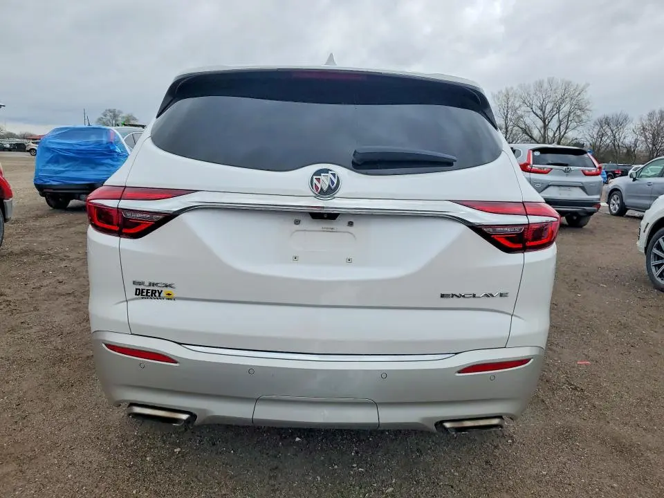 2018 BUICK ENCLAVE AVENIR  