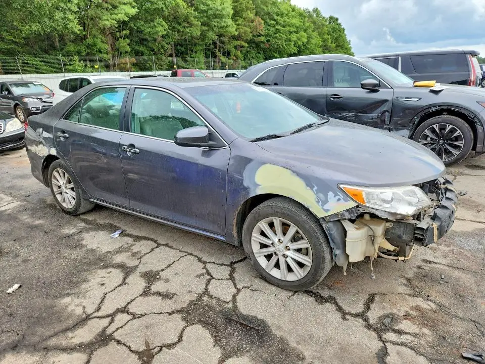 2012 TOYOTA CAMRY XLE  