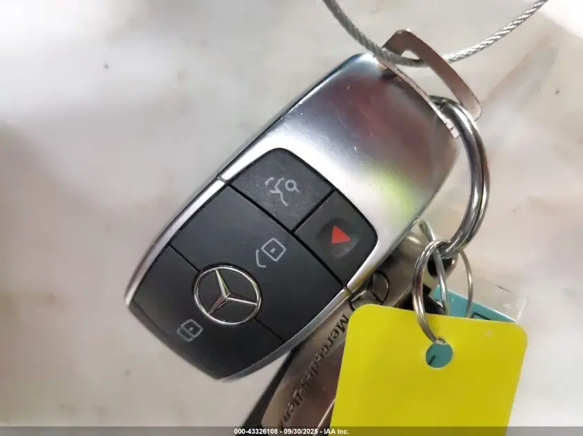 2021 MERCEDES-BENZ GLC 300 SUV