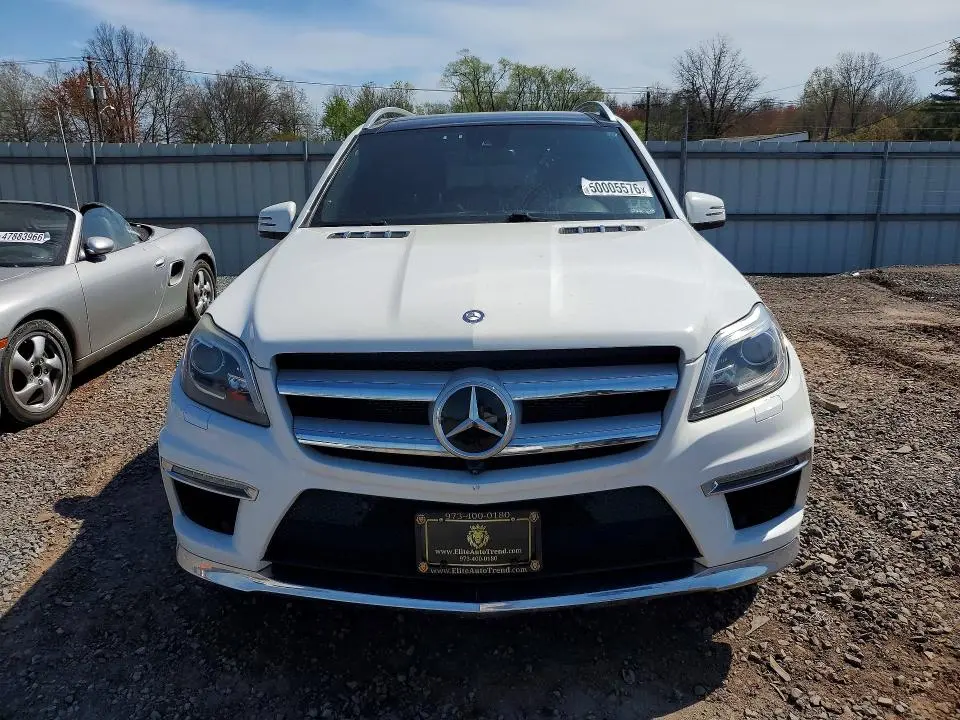 2015 MERCEDES-BENZ GL 550 4MATIC  