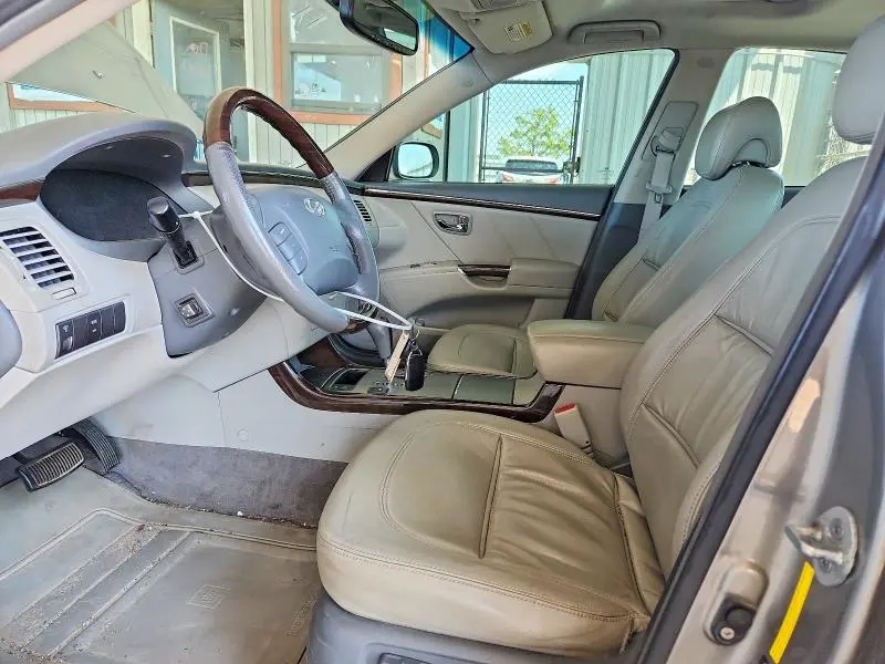 2010 HYUNDAI AZERA LIMITED  