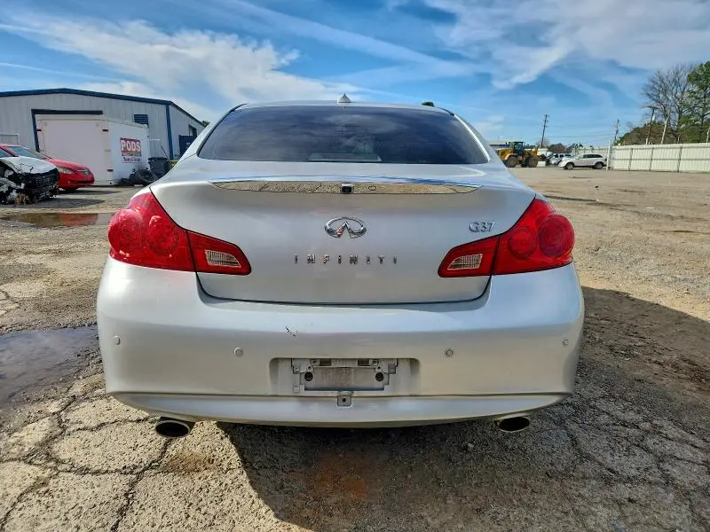 2013 INFINITI G37 BASE  