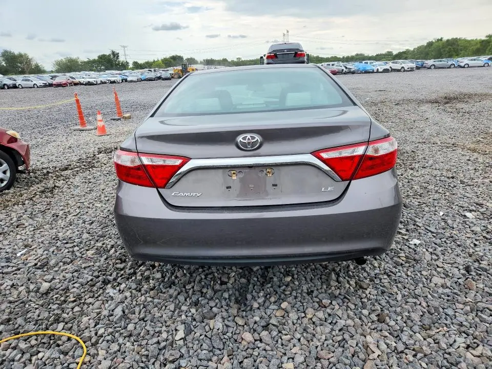 2017 TOYOTA CAMRY LE  