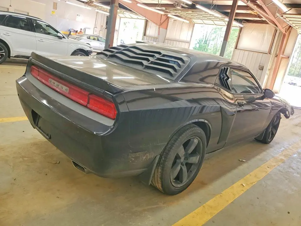 2011 DODGE CHALLENGER   