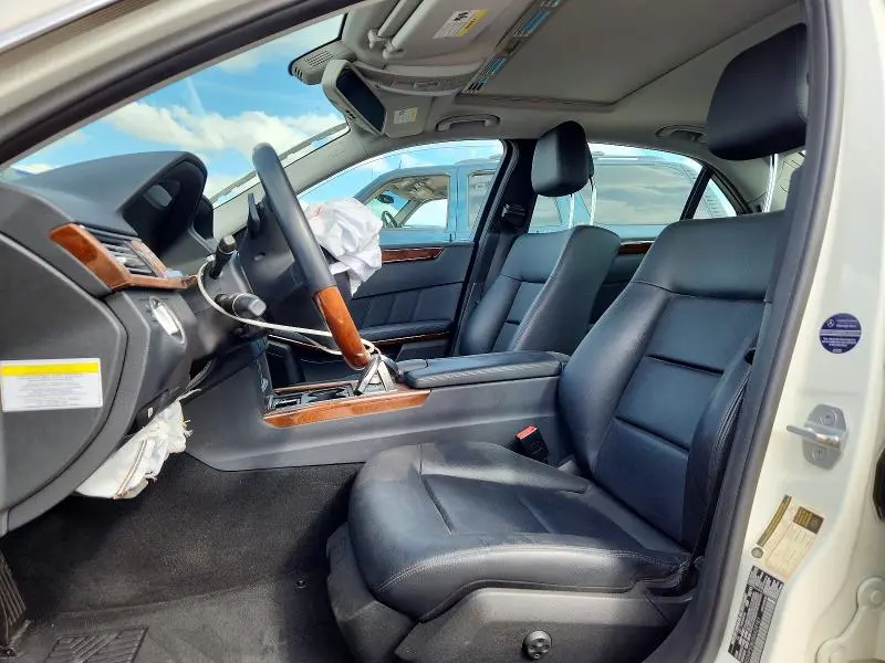 2011 MERCEDES-BENZ E 350  