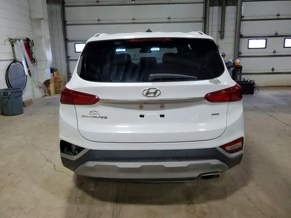 2019 HYUNDAI SANTA FE SE  