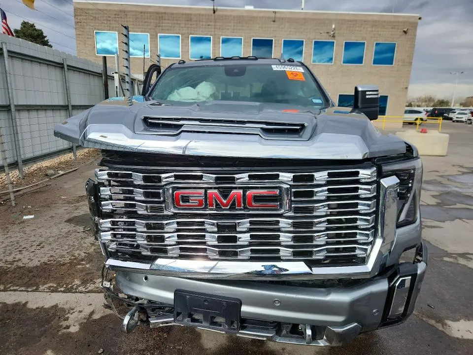 2025 GMC SIERRA K2500 DENALI  
