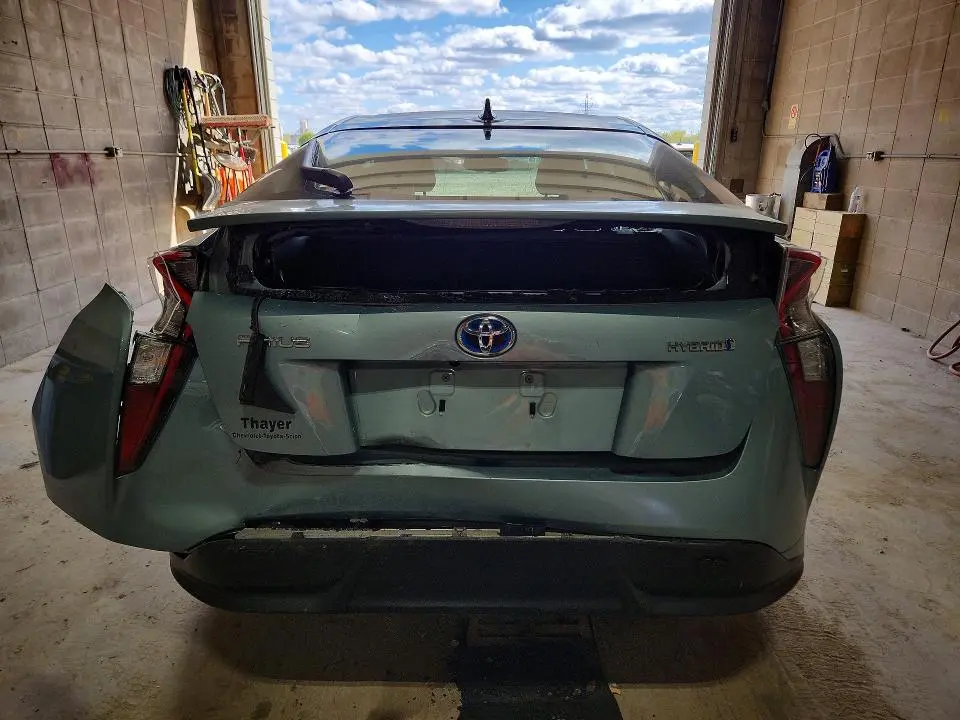 2016 TOYOTA PRIUS FOUR TOURING  