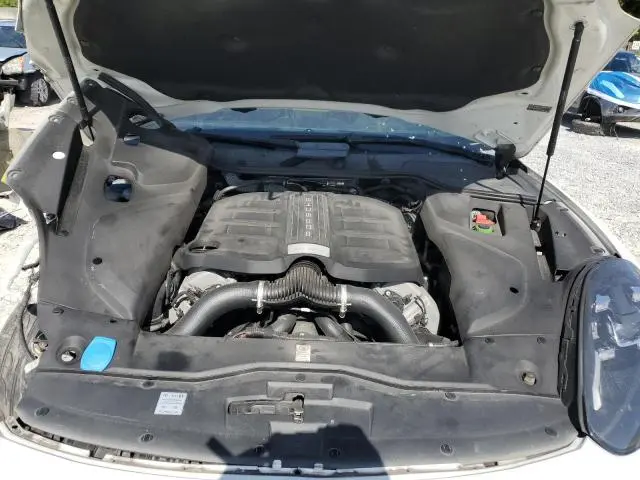 2017 PORSCHE CAYENNE S  