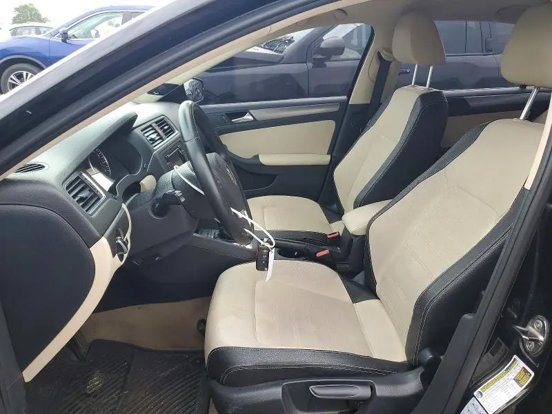 2012 VOLKSWAGEN JETTA SEL  
