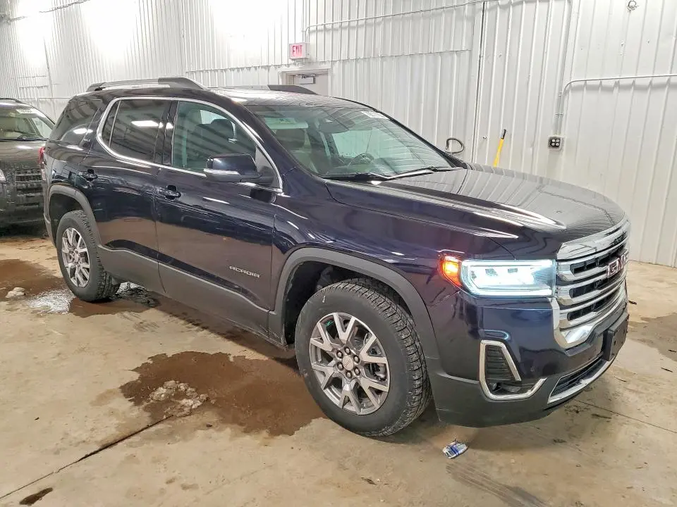2021 GMC ACADIA SLT  