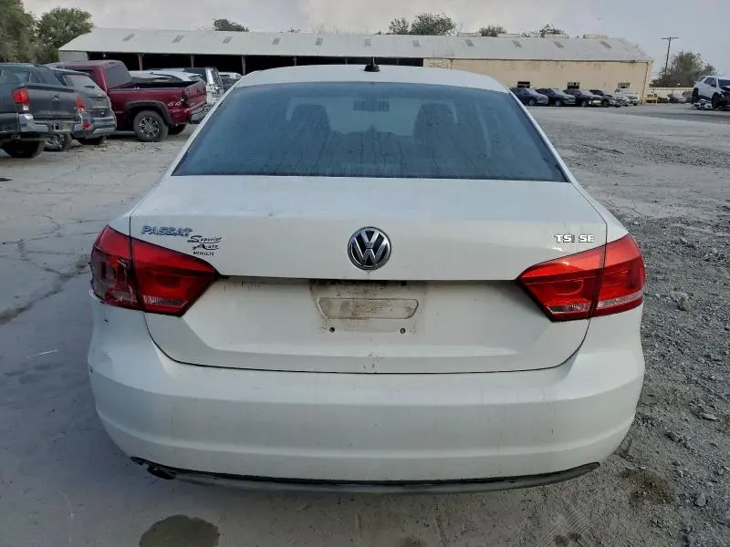 2014 VOLKSWAGEN PASSAT SE  