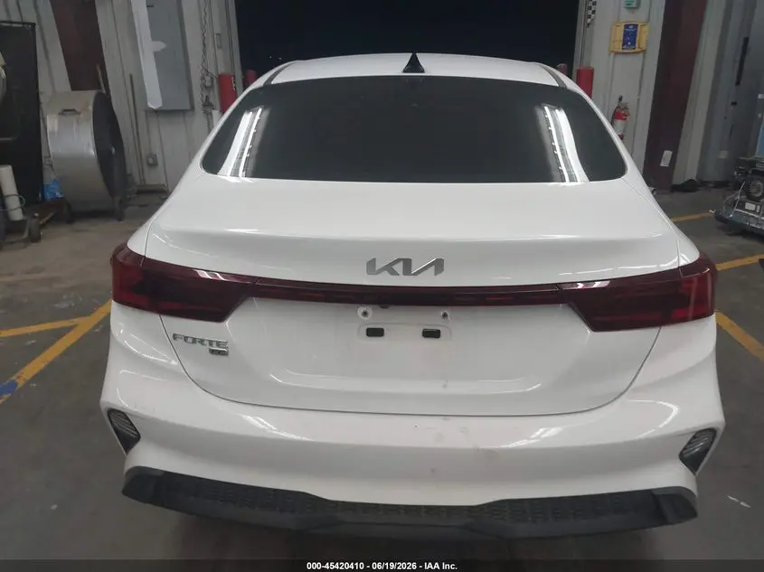 2024 KIA FORTE LX