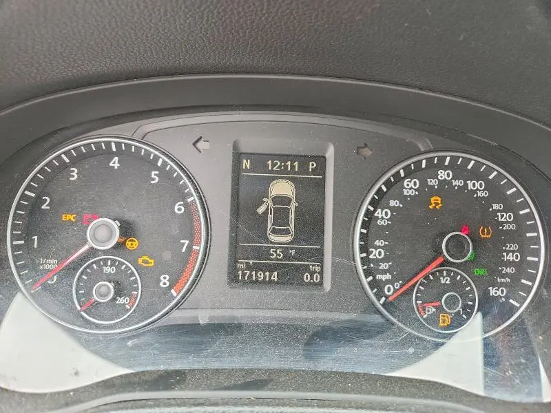 2014 VOLKSWAGEN PASSAT SE  