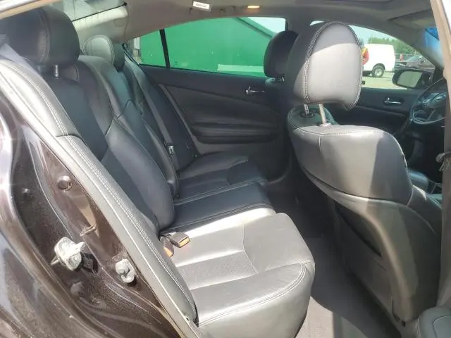 2014 NISSAN MAXIMA S  