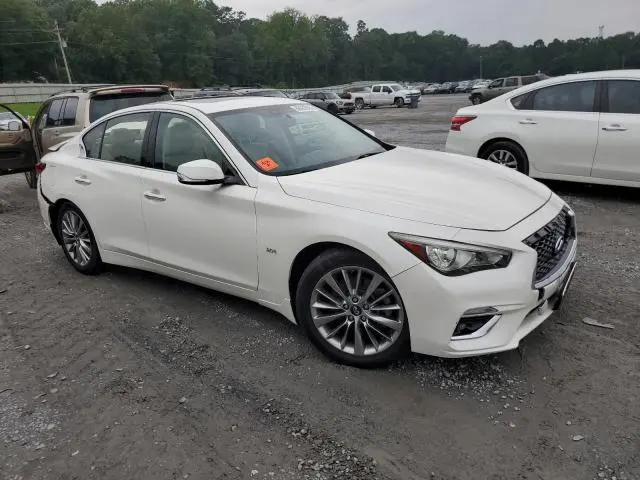 2018 INFINITI Q50 LUXE  