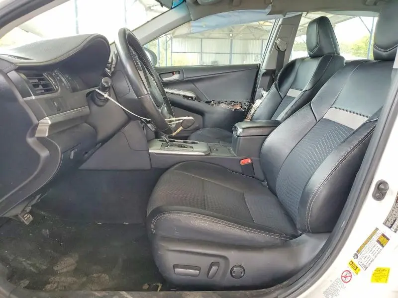 2012 TOYOTA CAMRY SE  