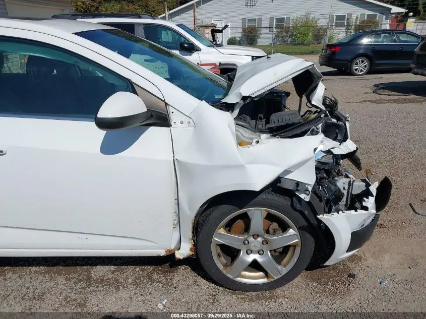2012 CHEVROLET SONIC 1LZ