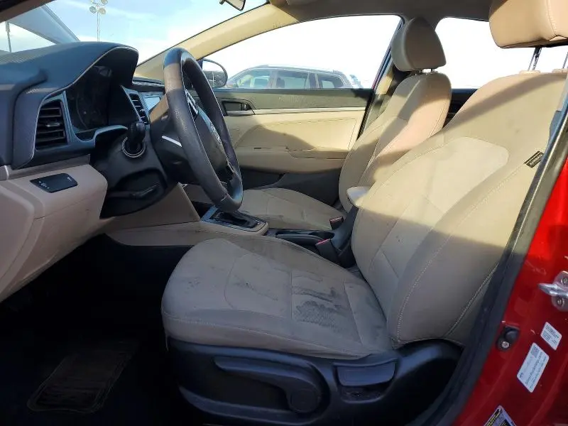 2019 HYUNDAI ELANTRA SE  