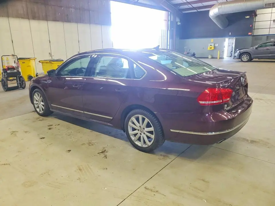 2013 VOLKSWAGEN PASSAT SEL  