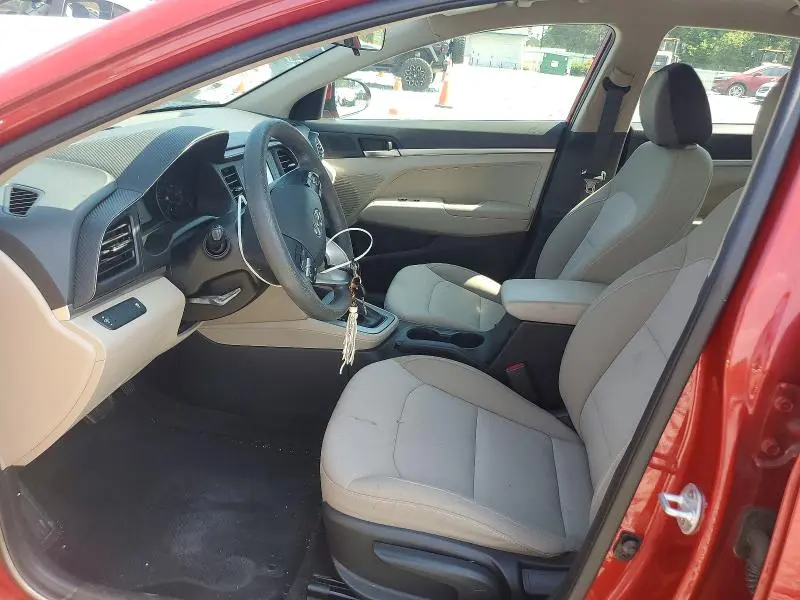 2019 HYUNDAI ELANTRA SE  