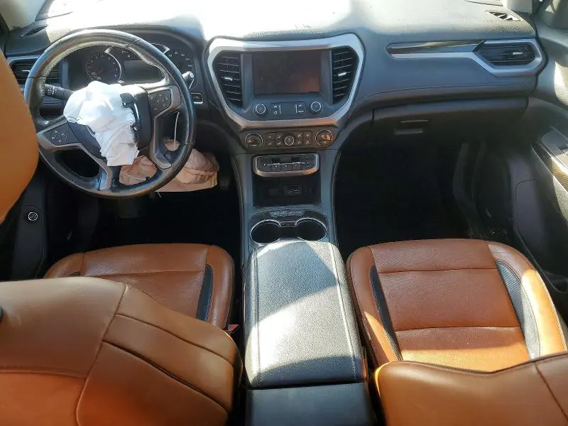 2020 GMC ACADIA AT4  