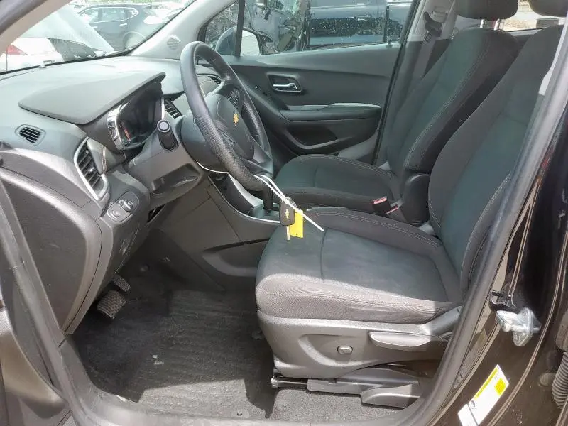 2021 CHEVROLET TRAX LS  