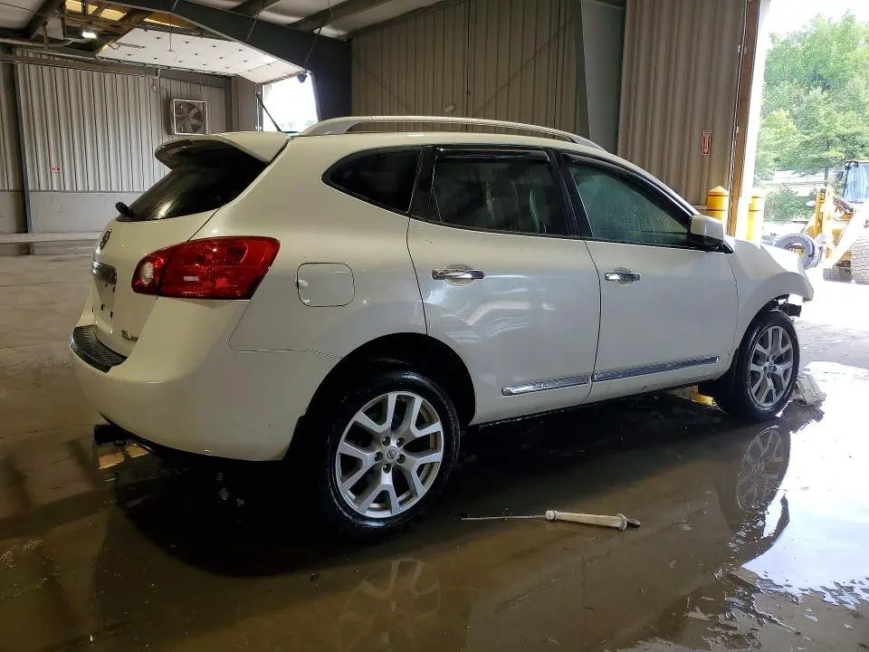 2013 NISSAN ROGUE S  
