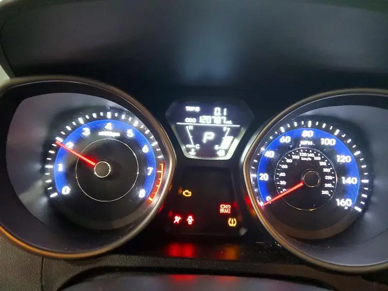 2013 HYUNDAI ELANTRA LIMITED  