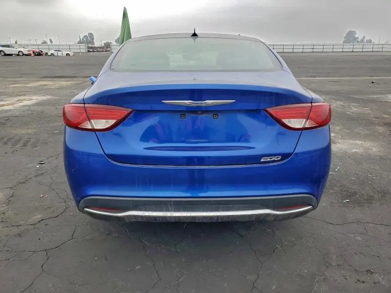 2015 CHRYSLER 200 LIMITED  