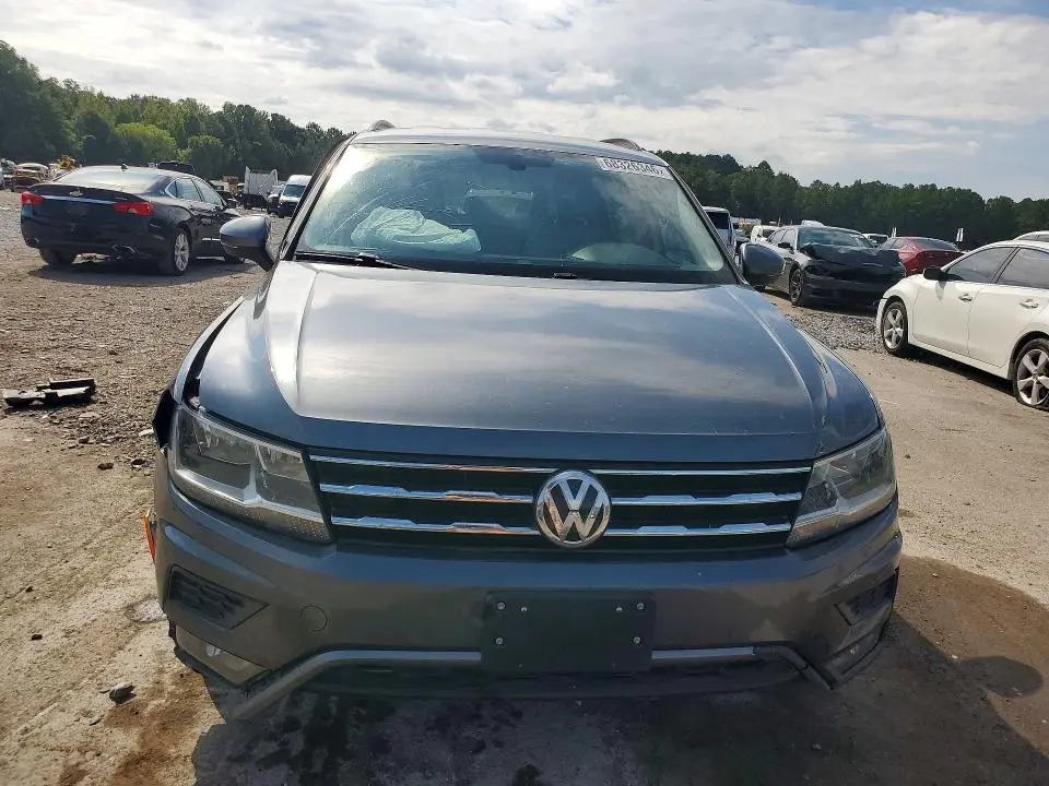 2018 VOLKSWAGEN TIGUAN SE  
