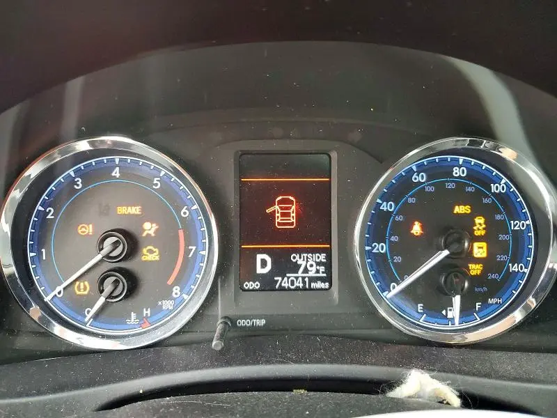2017 TOYOTA COROLLA LE  