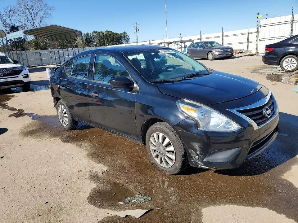 2017 NISSAN VERSA S  