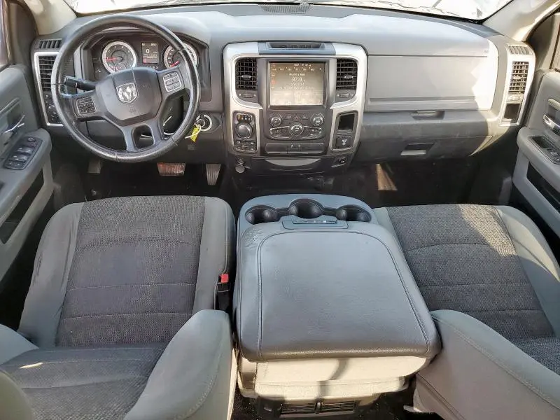 2014 RAM 1500 SLT  