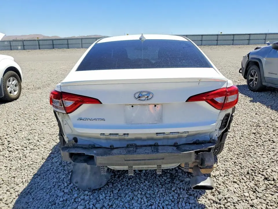 2017 HYUNDAI SONATA SE  