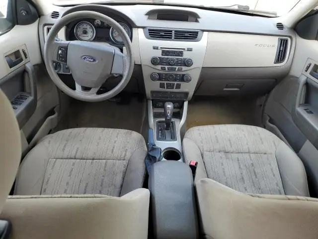2010 FORD FOCUS SE  