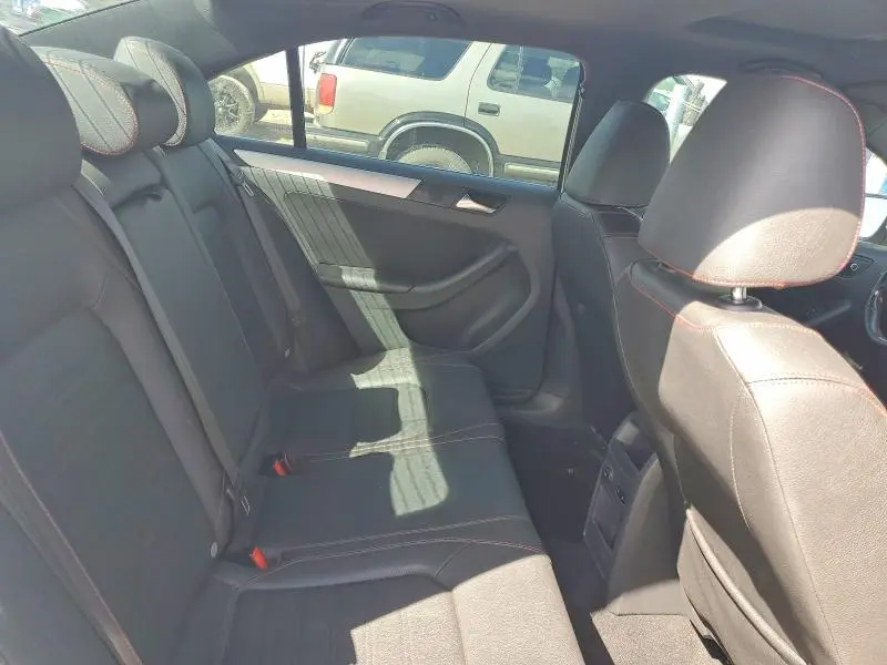 2012 VOLKSWAGEN JETTA GLI  