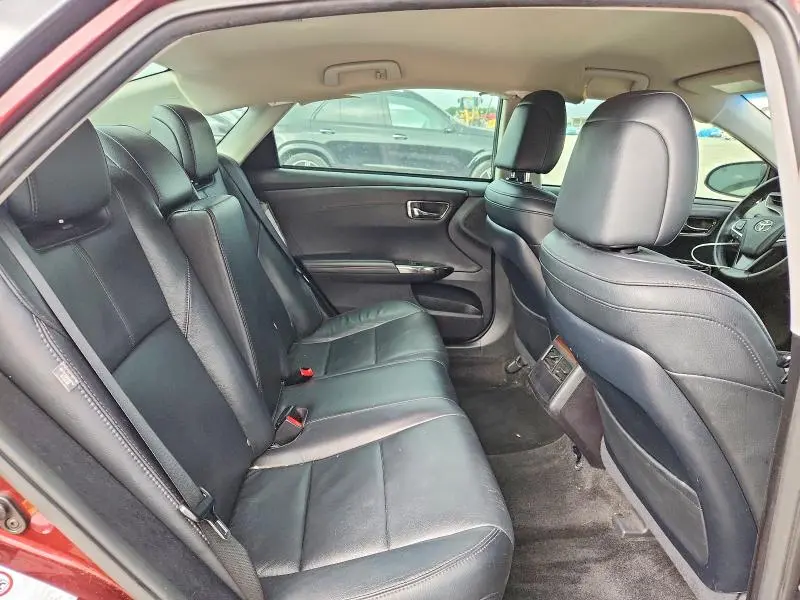 2015 TOYOTA AVALON XLE  