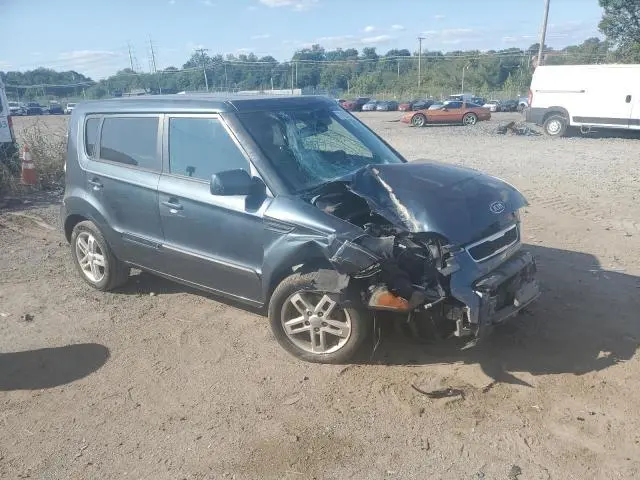 2011 KIA SOUL +  