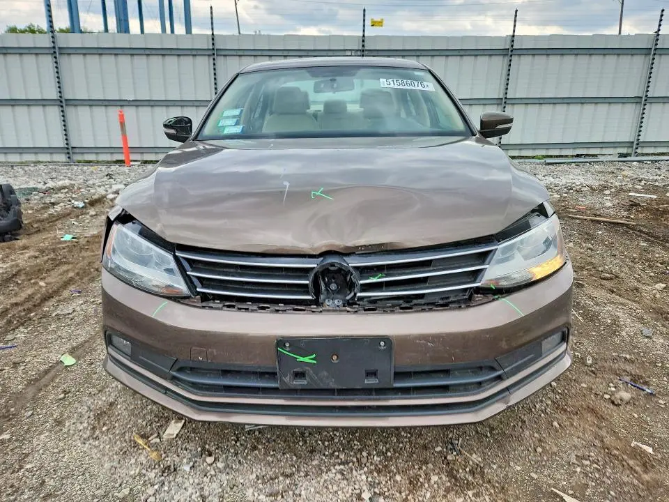 2015 VOLKSWAGEN JETTA SE  