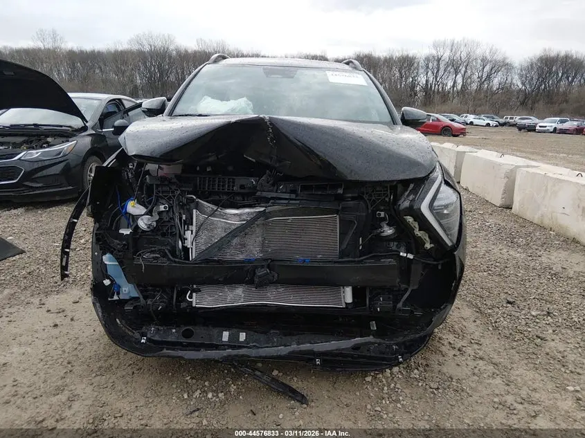 2025 KIA SPORTAGE X-LINE