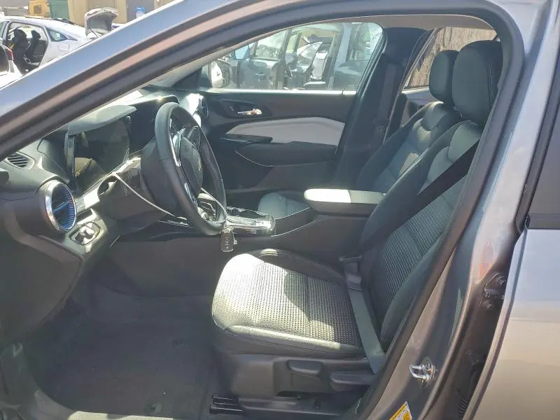 2025 CHEVROLET TRAX 1LT  