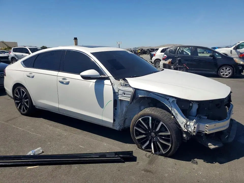 2023 HONDA ACCORD TOURING HYBRID  