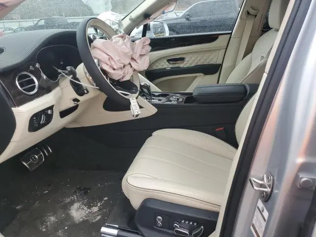2023 BENTLEY BENTAYGA   