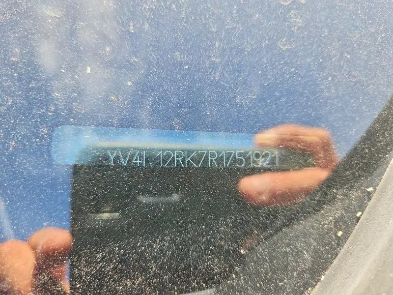 2024 VOLVO XC60 CORE  