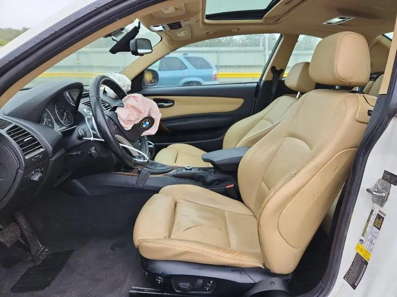 2011 BMW 128 I  