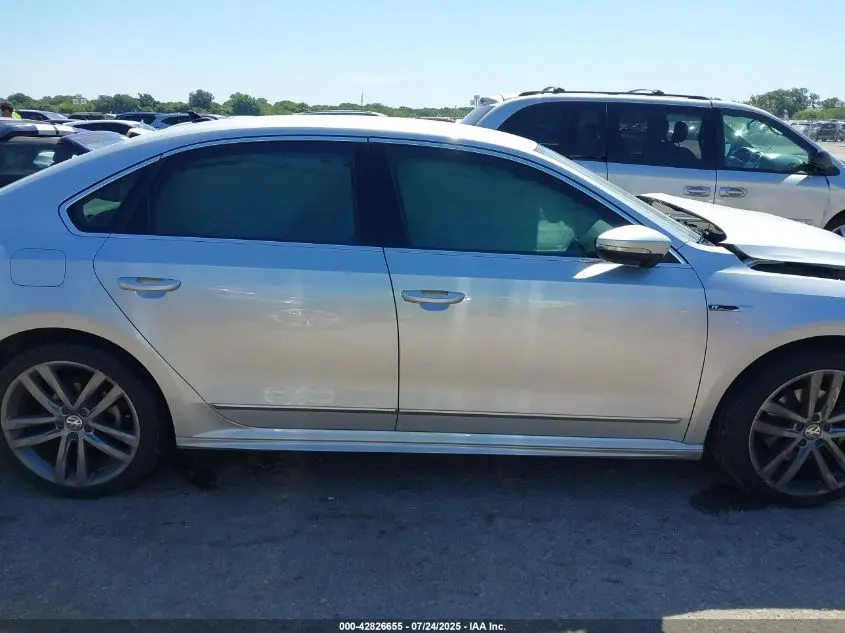 2017 VOLKSWAGEN PASSAT 1.8T R-LINE