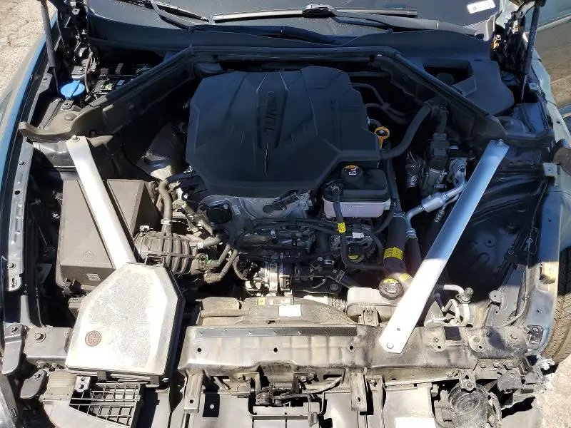 2022 KIA STINGER GT LINE  