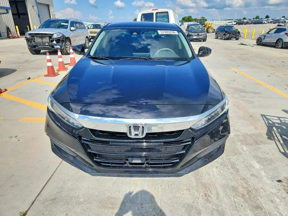 2019 HONDA ACCORD LX  